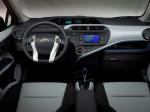 Toyota Prius C 2012 года